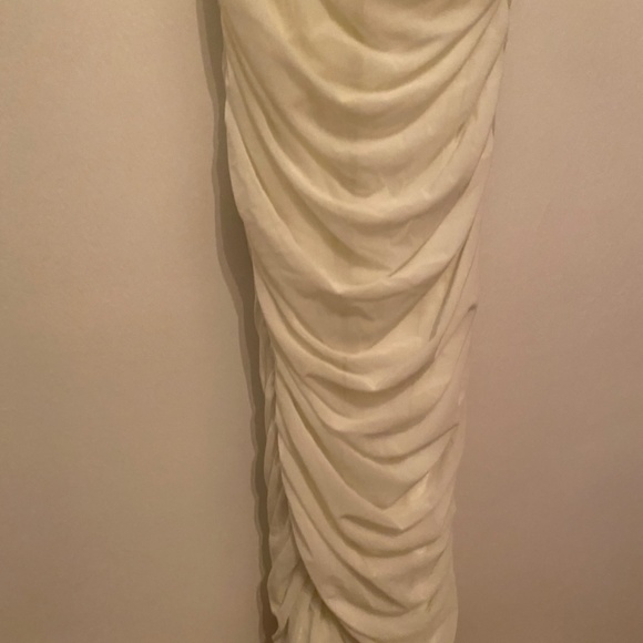 House of CB White One-Shoulder Dress - Picture 7 of 10